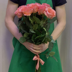 Букет из 9 розовых эквадорских роз 70 см - увеличить
