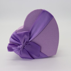 Подарочная коробка в форме сердца фиолетовая 19x17 - увеличить