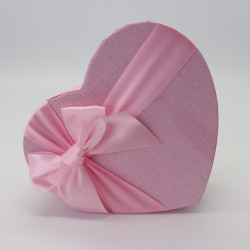 Подарочная коробка в форме сердца розовая 19x17 - увеличить