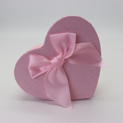 Подарочная коробка в форме сердца розовая 16x14 - увеличить
