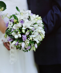 Букет для невесты из тюльпанов - увеличить
